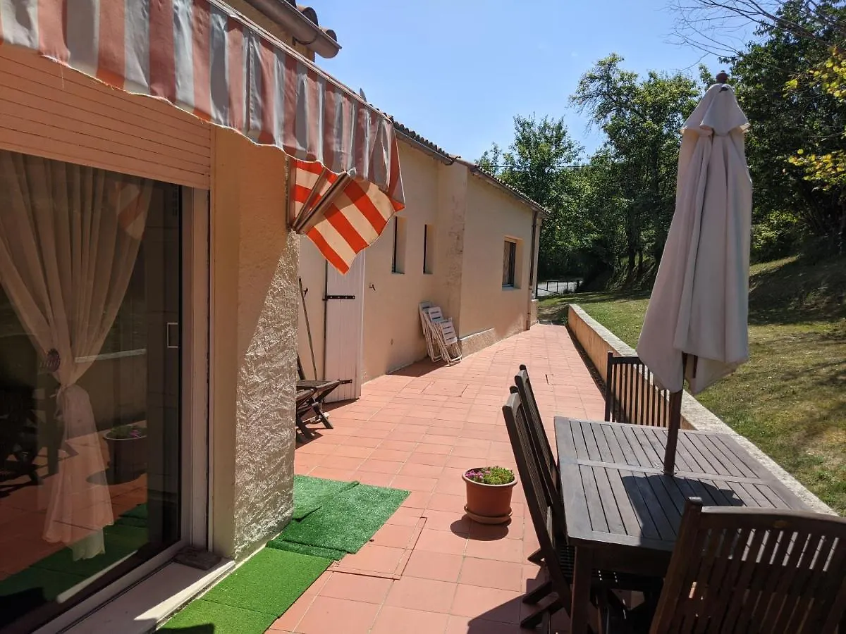 Cottages Melanie & Menezil Loubens  France