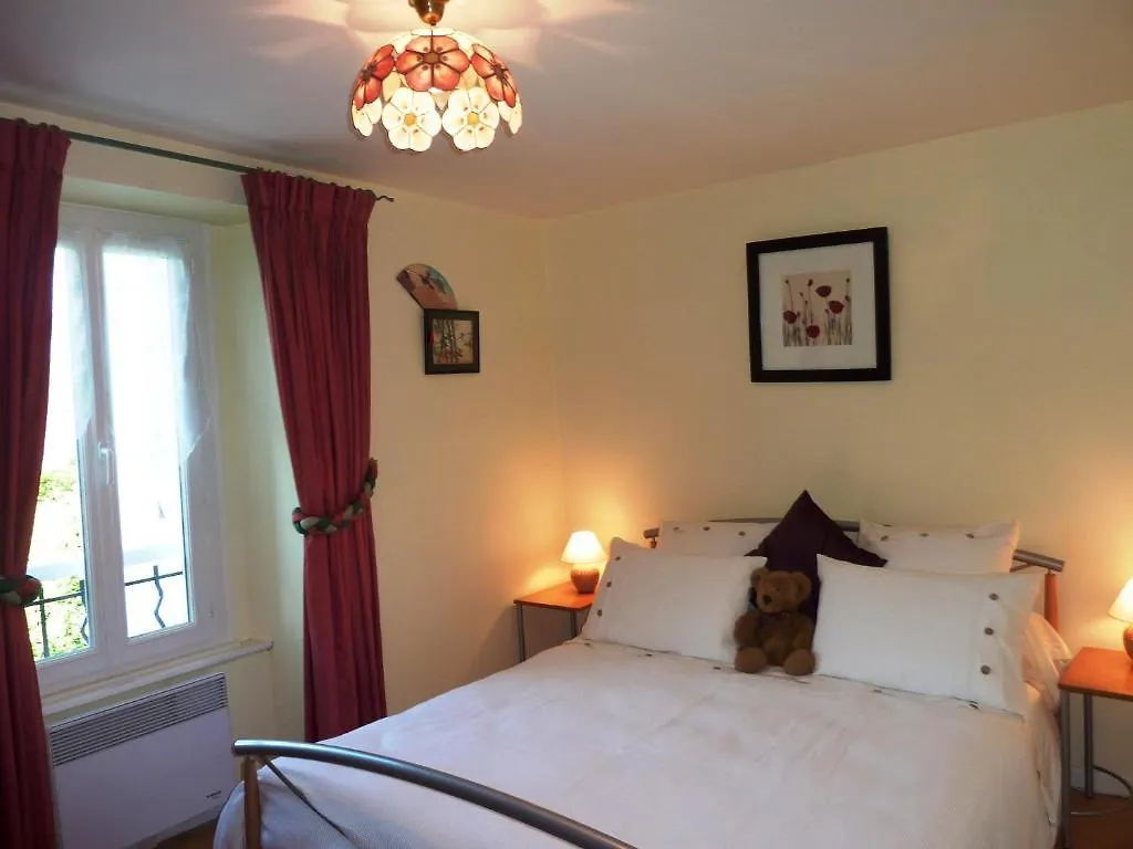 Cottages Melanie & Menezil Loubens  Holiday home Loubens (Ariege)