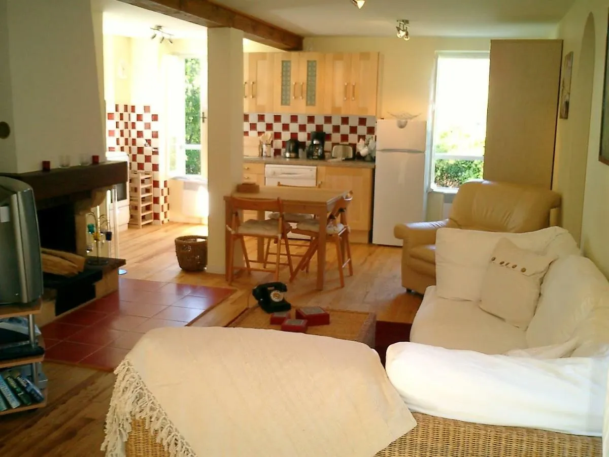 Cottages Melanie & Menezil Loubens  Loubens (Ariege)