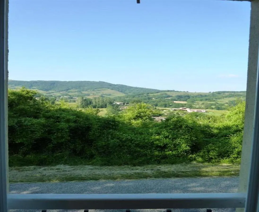 Cottages Melanie & Menezil Loubens  0*, Loubens (Ariege) France